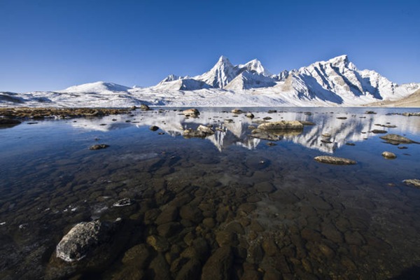 世界海拔最高的湖-西藏无名湖
