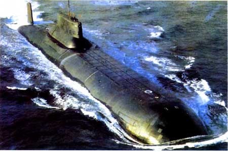 编制人员最多的核潜艇“台风”级