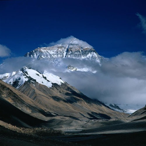 中国境内最高的山峰 珠穆朗玛峰