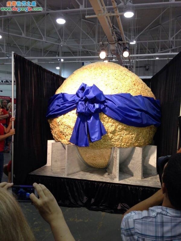 世界最大的爆米花球
