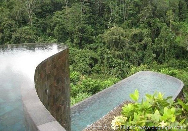 世界上最特别的五大游泳池, 新加坡空中游泳池最危险