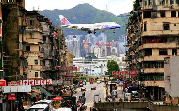 十大世界最危险机场，香港启德机场(稍有差池机毁人亡)