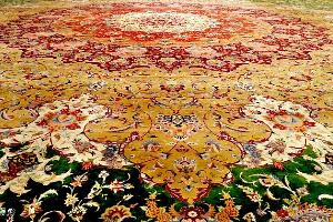世界上最大的地毯，有5600多平方米用掉了38吨羊毛和棉纱