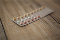 口服避孕药有新作用！可预防卵巢癌和子宫内膜癌：效果持续数十年