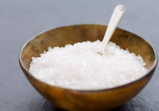 竹盐/海盐/强化盐等不同盐种类有什么区别 食盐怎么选更健康