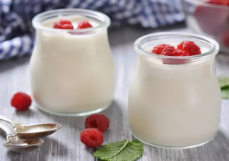 经常喝酸奶有助防老痴 每天喝一杯酸奶身体有什么变化