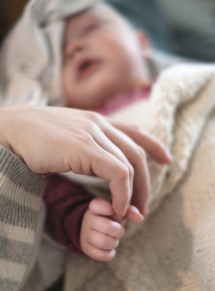 研究揭示母乳喂养如何增强孩子的免疫系统