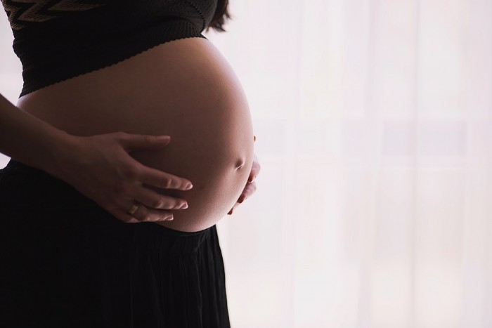 怀孕期间感染COVID-19的母亲所生的婴儿表现出不同的神经发育结果