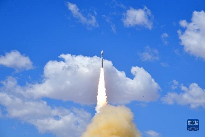 我国迄今最大的固体运载火箭：力箭一号首飞成功