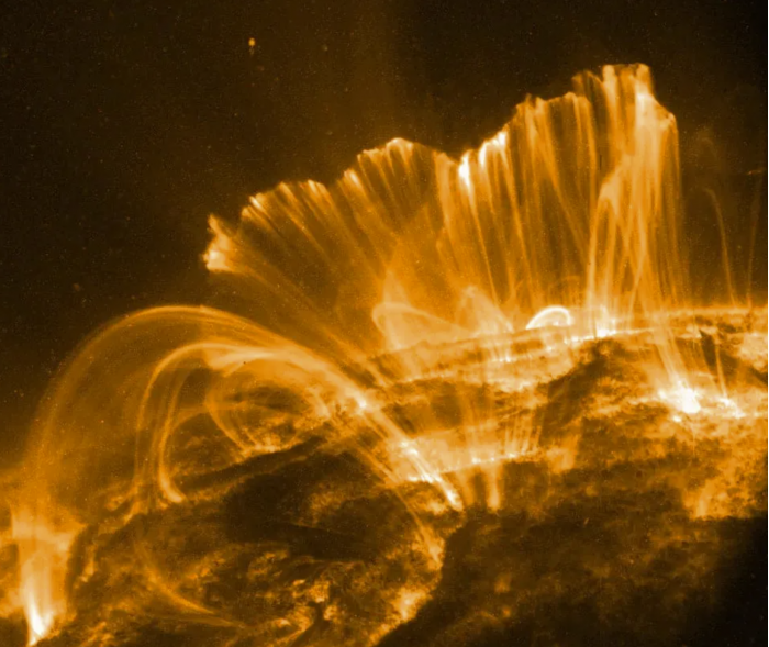 科学家发现太阳钟可提前几年预测危险的太阳耀斑