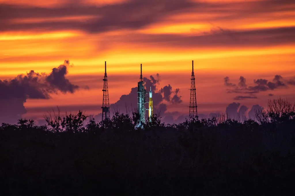 NASA分享绝美猎户座日出图 太空探索新时代的黎明